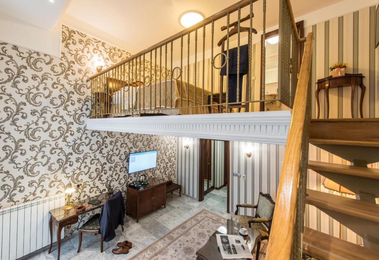Superior Duplex Room with Free Spa Access,1442210356:JPEG